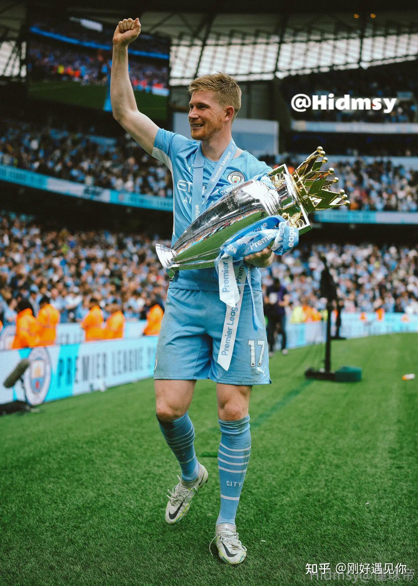 马绩效：年轻球员应以C罗为榜样，梅西是天才不需要过多训练（马绩效：年轻球员应向C罗看齐，梅西天赋卓绝无需过度训练）