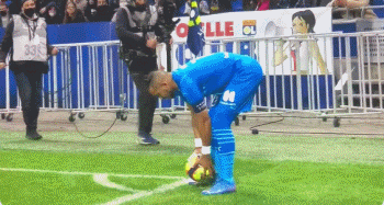 弗兰克：诺丁汉森林很难对付，格雷是一名潜力巨大的年轻球员（弗兰克：诺丁汉森林难缠，格雷潜力惊人）