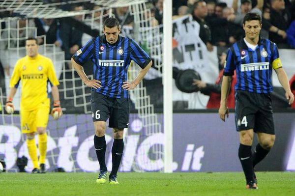 上光荣榜，大连英博一线队主教练李国旭获得辽宁五一劳动奖章（大连英博一线队主帅李国旭荣获辽宁五一劳动奖章，光荣上榜）