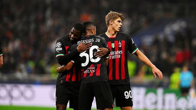 凯拉特主帅：圣西罗是一座传奇球场，我从未想过会在这踢国米（凯拉特主帅感慨：圣西罗是传奇殿堂，没想到能在这里对阵国米）