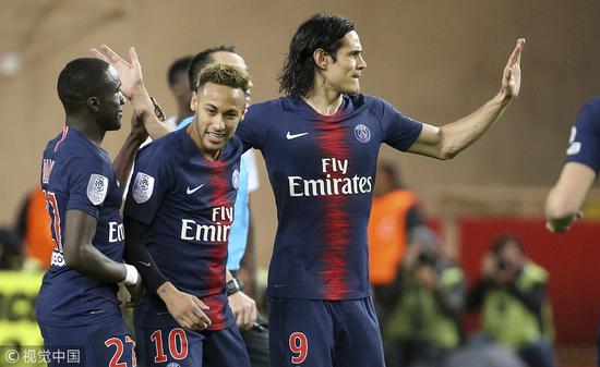 遗憾空砍！克洛尼&扎威合力轰下52分难阻失利（克洛尼携手扎威合砍52分，仍难挽败局）