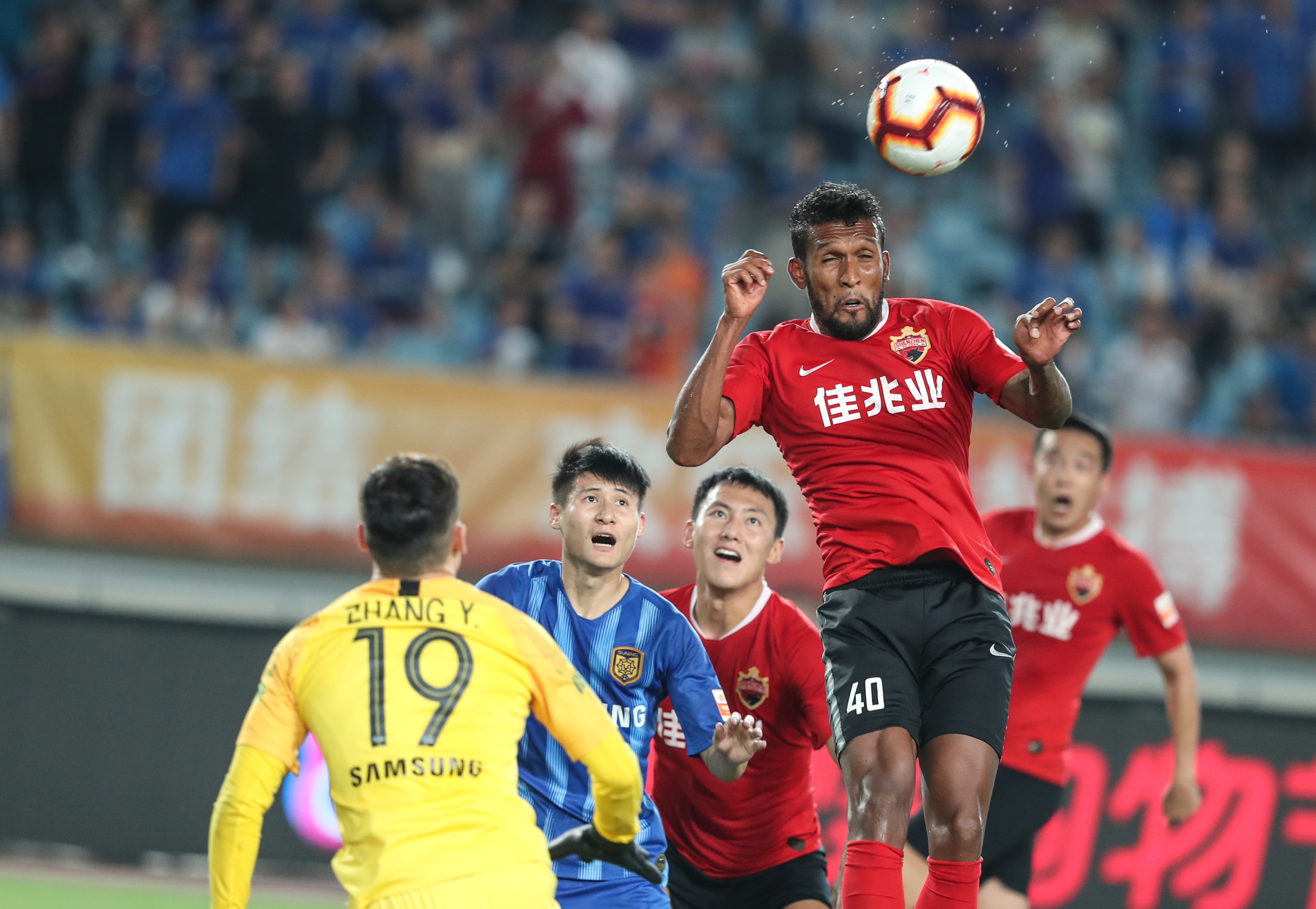 塔图姆恢复对抗训练，全队合练在即（塔图姆回归对抗训练，全队合练临近）