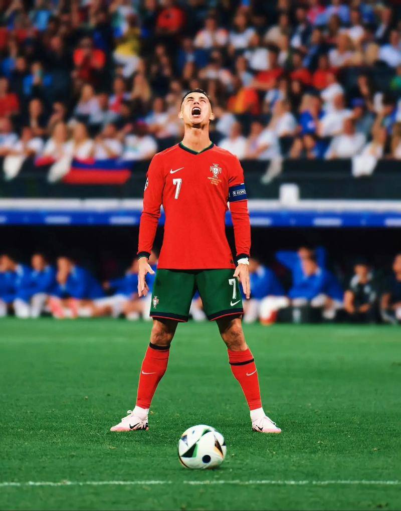 获体育传奇奖！托雷斯：感谢马德里足协，我对此感到无比自豪（荣膺体育传奇奖！托雷斯致谢马德里足协：倍感自豪）