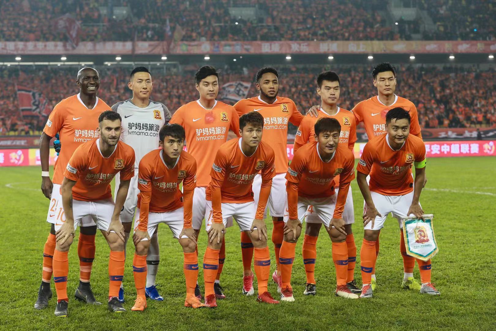 维希涅夫斯基：主场对阵荷兰是梦想，上场吃牌是因不懂规则（维希涅夫斯基：主场迎战荷兰是梦想，上场染黄因不熟规则）