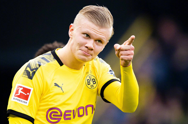 FIFA女足最新排名：中国女足下降1位至第17，亚洲第4（FIFA女足排名更新：中国女足降至第17位 位列亚洲第4）