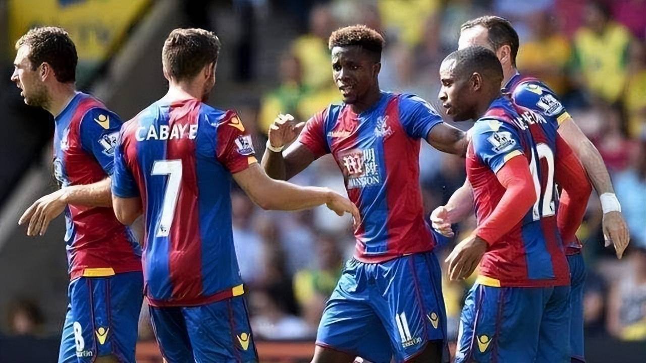 拜仁连续20场德甲进球超过2球，追平13／14赛季瓜帅的纪录（拜仁德甲已连续20场单场至少进3球，追平13／14赛季瓜帅纪录）