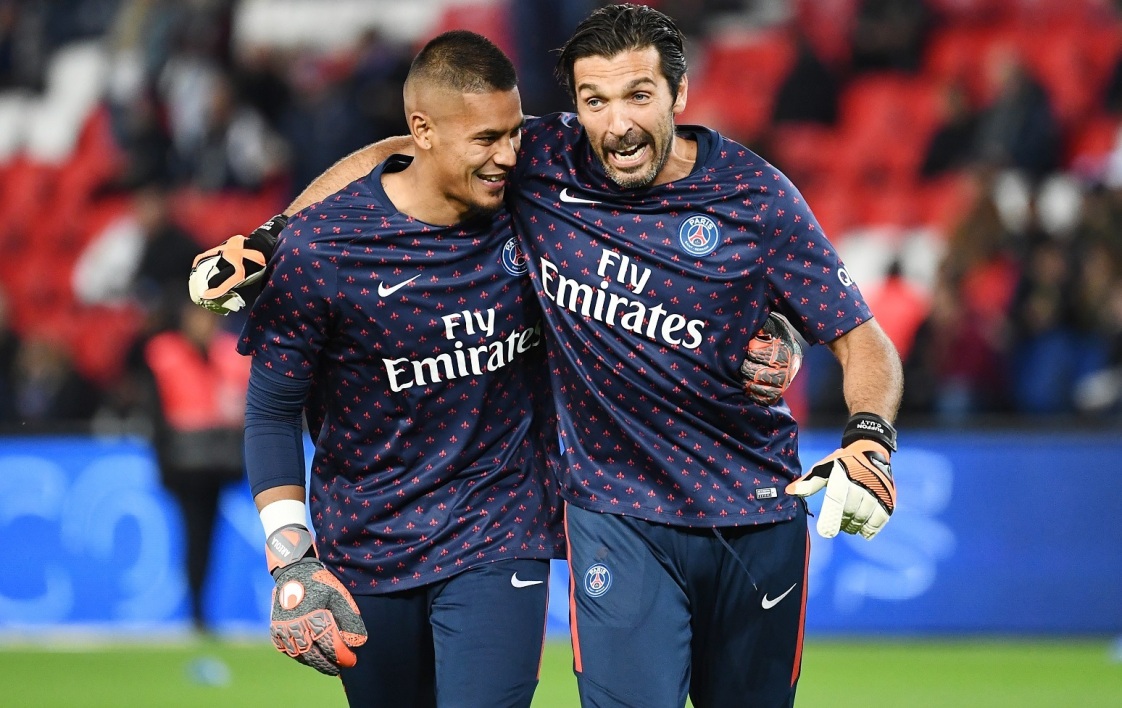 邮报：赫尔城客战斯托克城绝杀后挑衅主场球迷，引发双方冲突（邮报：赫尔城客场绝杀斯托克城后挑衅主队球迷，双方爆发冲突）