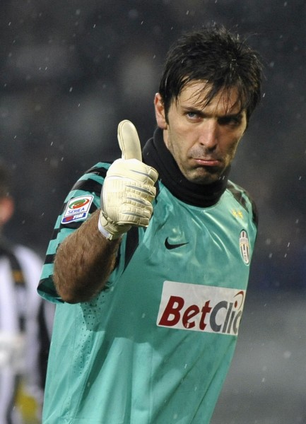 阿森西奥：在皇马的大伤让我产生了挫败感，需要求助心理医生（阿森西奥自述：皇马重伤令我倍感挫败，曾寻求心理医生帮助）