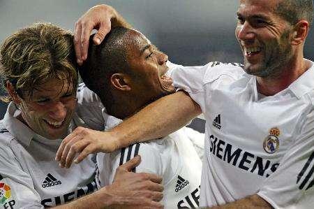 韩国主帅战术安排获赞（韩国主教练战术部署获好评）