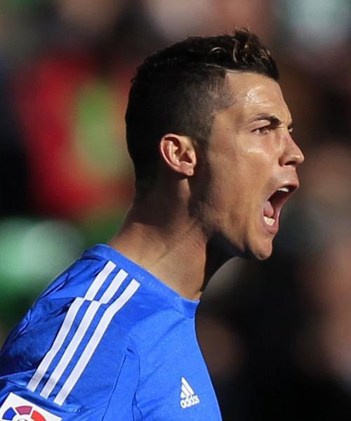 意媒：国米想引进一名年轻中卫，目前共有3个目标（意媒：国米欲签年轻中卫，已锁定三名候选）