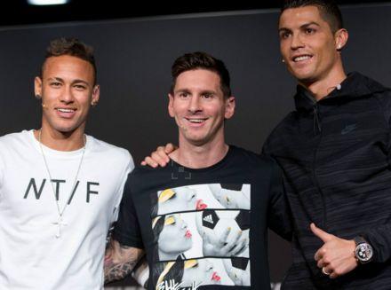 高尔夫俱乐部工作服，选棉还是聚酯纤维？（高尔夫俱乐部工装：该选棉质还是聚酯纤维？）