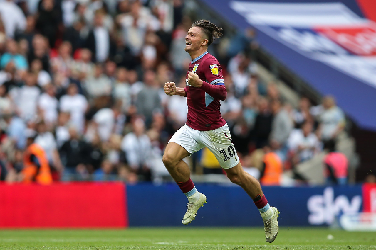 捷克11月大名单：绍切克、希克领衔，舒尔茨、维季克在列（捷克11月名单出炉：绍切克、希克领衔，舒尔茨、维季克入选）